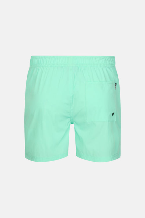 Short de bain vert de Petrol Industries, vue de dos avec taille élastique et poche arrière.