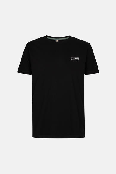 Zwart T-shirt met korte mouwen van Petrol Industries, met een wit vierkant logo op de borst.