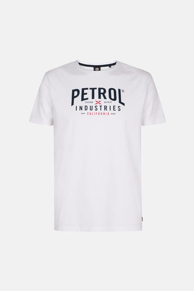 Wit T-shirt met korte mouwen van Petrol Industries, met een opdruk op de voorkant.