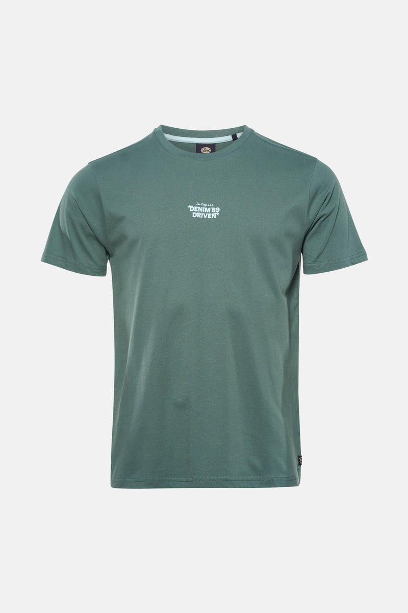 Groen T-shirt met korte mouwen van Petrol Industries, met een decoratieve tekstprint op de voorkant.