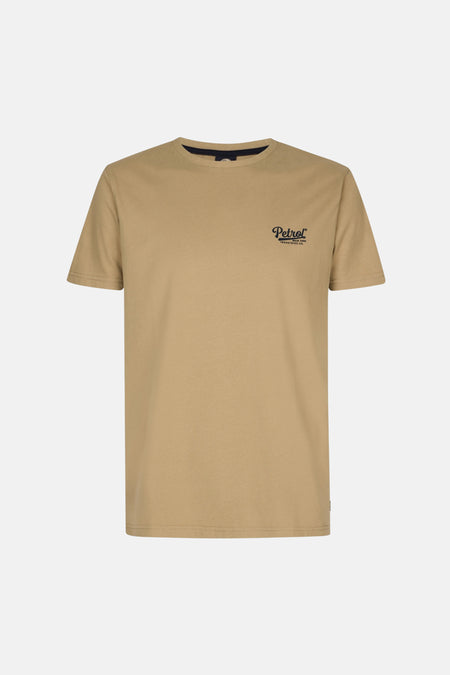 Beige T-shirt met korte mouwen van Petrol Industries®, met logo op de borst gedrukt.