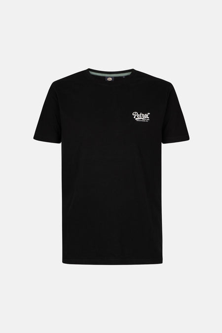 Zwart T-shirt met korte mouwen van Petrol Industries, met een opdruk op de borst.