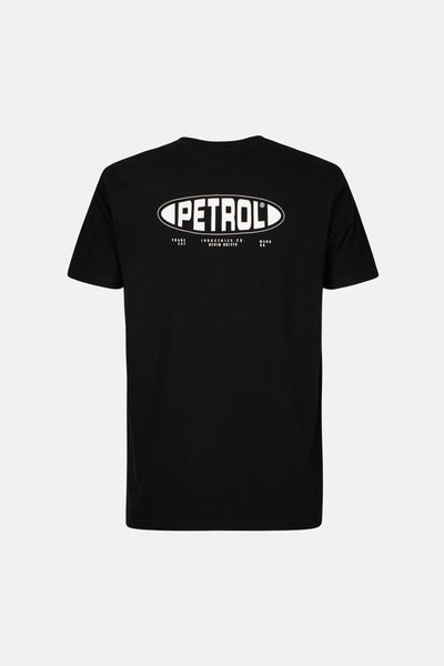 Zwart T-shirt met korte mouwen van Petrol Industries®, met groot logo op de rug gedrukt.