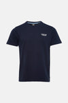 Blauw T-shirt met korte mouwen van Petrol Industries®, gedragen met een verbleekte spijkerbroek en witte sneakers.