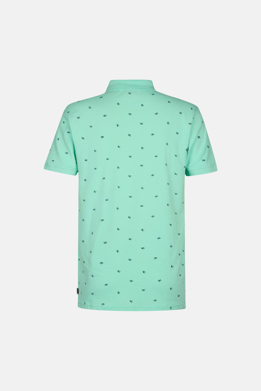 Lichtgroen Petrol Industries® poloshirt met donkere figuurtjesprint, van achteren gezien.