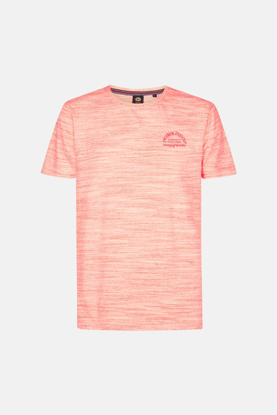 Koraalkleurig T-shirt met korte mouwen van Petrol Industries, met subtiele grafische print op de voorkant.