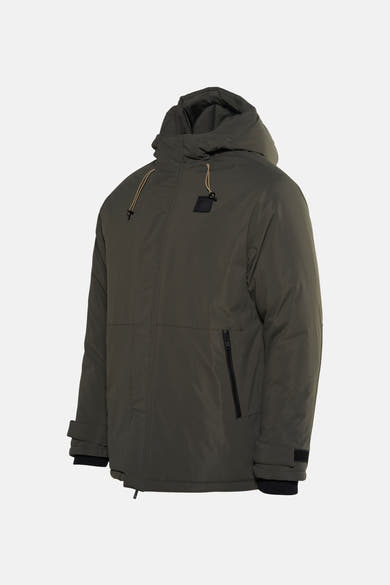 Manteau kaki par Petrol Industries®, avec capuche et fermeture éclair latérale.