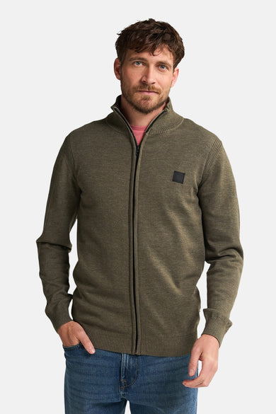 Olijfgroen vest met rits van Petrol Industries met gebreide textuur en discreet zwart logo.