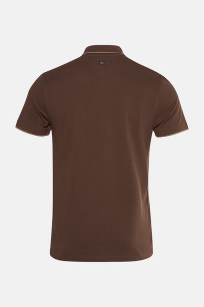Bruin poloshirt van Petrol Industries, korte mouwen met beige bies, achterzijde.