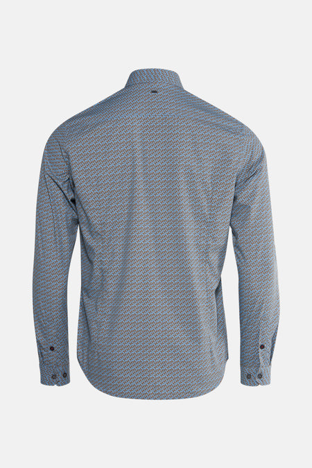 Blauw overhemd met lange mouwen van Petrol Industries, met bruin geometrisch patroon en knopen bij de manchetten.