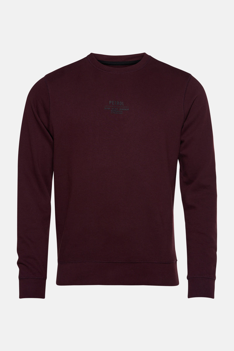 Sweat-shirt bordeaux de Petrol Industries, avec un logo discret imprimé sur la poitrine.