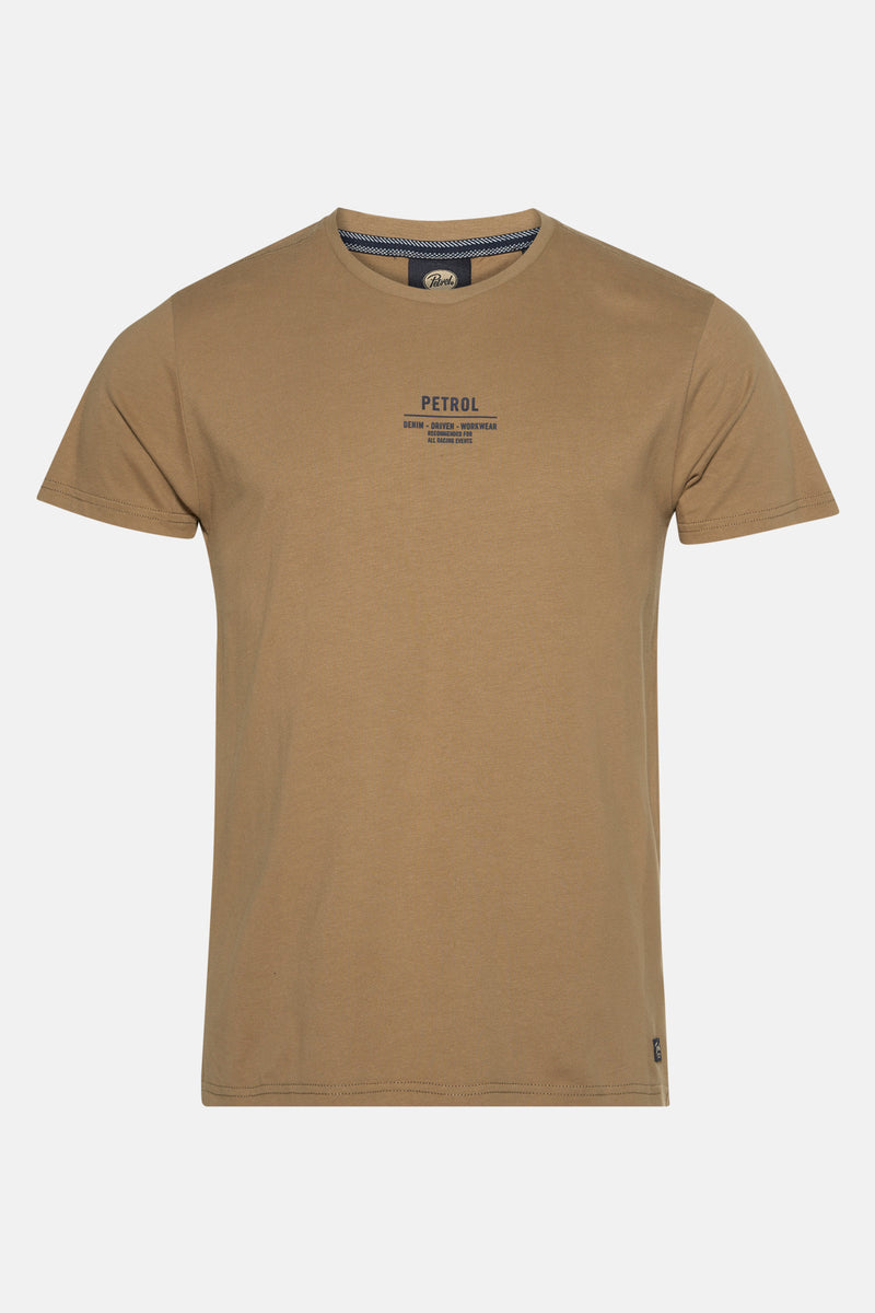 Beige T-shirt met korte mouwen van Petrol Industries, met een discrete print op de borst.
