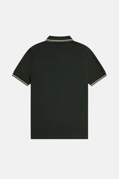 Polo à manches courtes vert de FRED PERRY, avec rayures contrastantes au col et aux manches, vue arrière.
