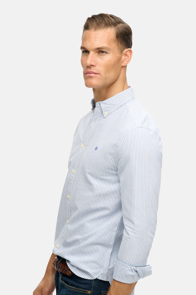 Chemise à manches longues bleue à rayures par SUPERDRY, avec manches retroussées et logo brodé.