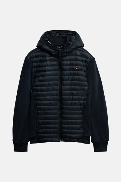 Veste de pluie bleue de Superdry avec une capuche et une fermeture éclair sur le devant.