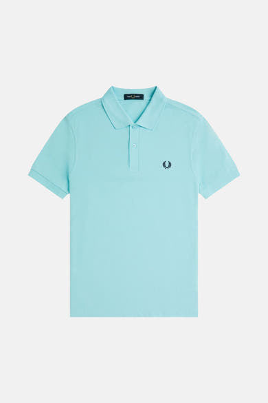 Turquoise poloshirt met korte mouwen van Fred Perry, met geborduurd logo op de borst.