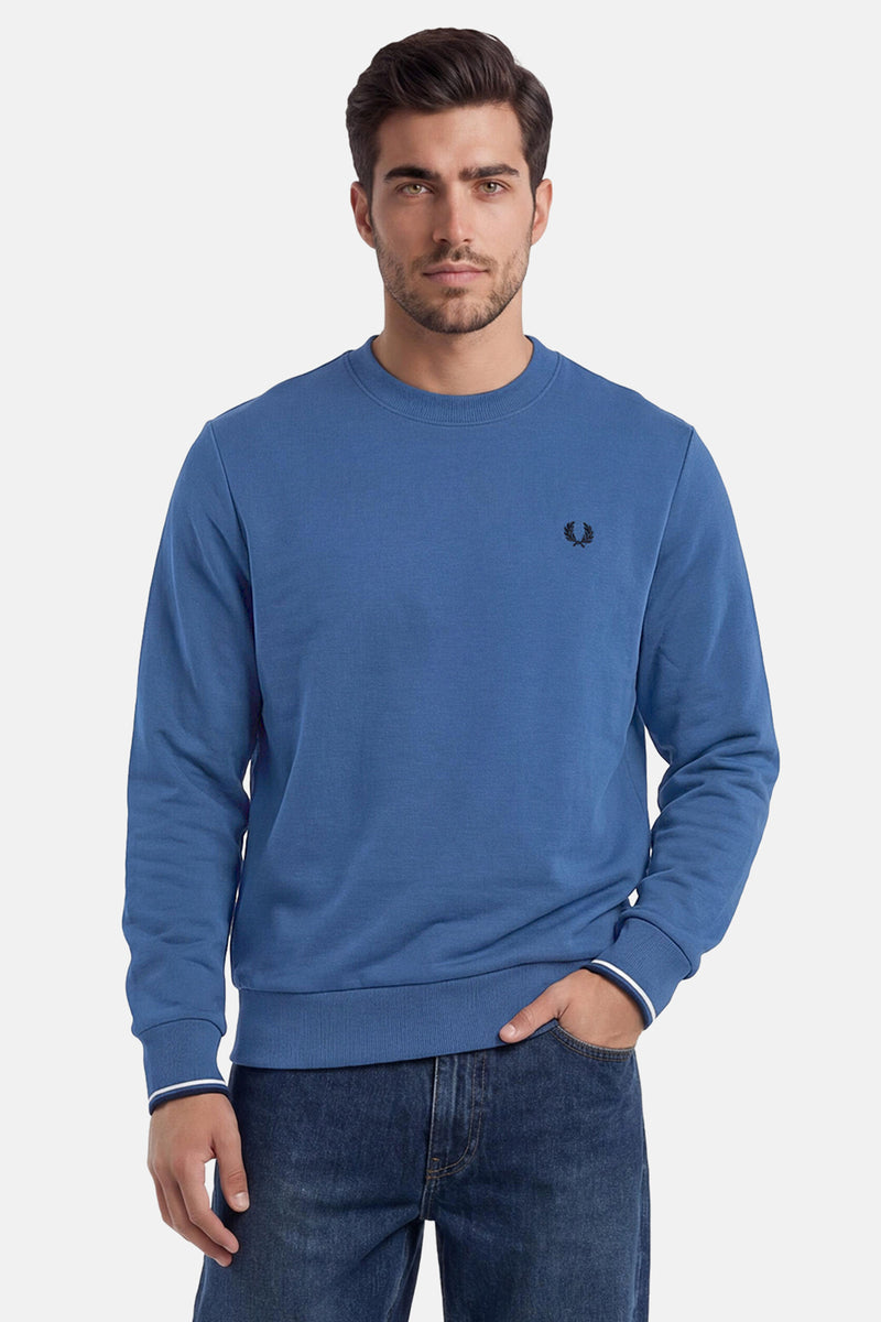 Blauwe rondehals sweatshirt van FRED PERRY met zwart laurierlogo en geribde manchetten met strepen.