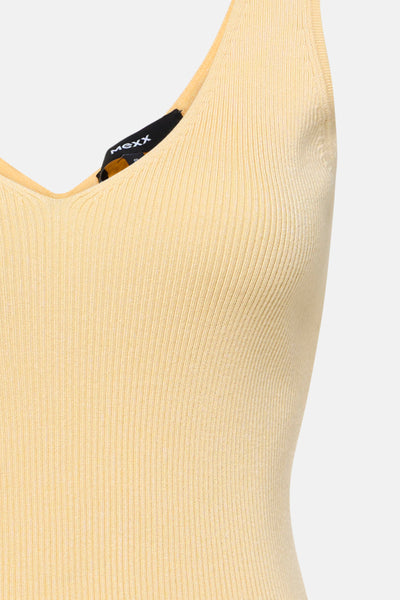 Débardeur jaune en maille côtelée de MEXX, avec une étiquette de marque visible au niveau de l'encolure.

