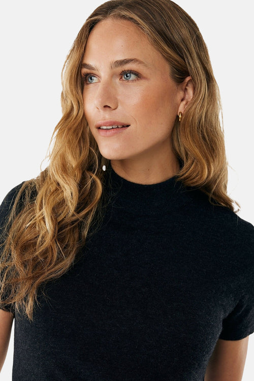 Pull met ronde hals - zwart