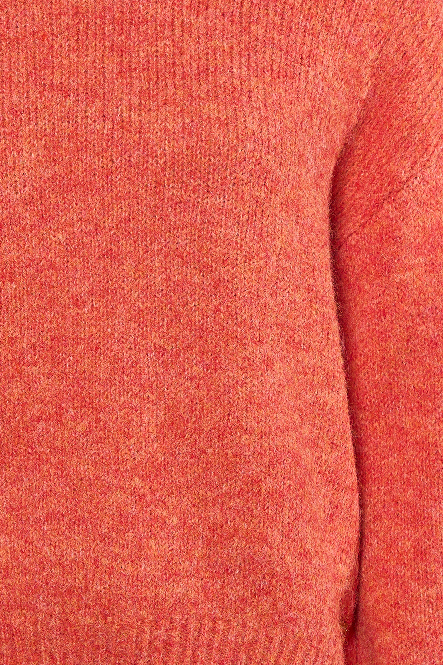 Pull col O orange de MEXX en maille texturée et moelleuse avec un pli doux sur le côté.