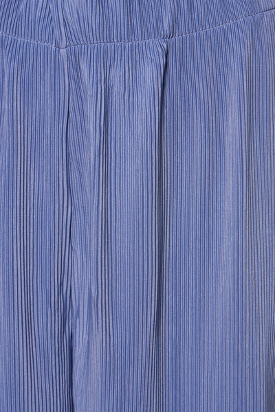 Pantalon bleu plissé de Mexx, avec une texture fine et un design élégant.