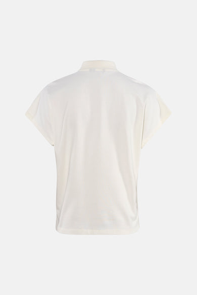 T-shirt blanc de MEXX, avec une coupe carrée et un col montant, vu de dos.