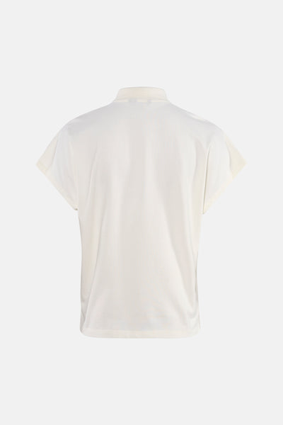 T-shirt blanc de MEXX, avec une coupe carrée et un col montant, vu de dos.