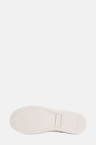 Semelle de baskets blanche de MEXX, avec une texture antidérapante.