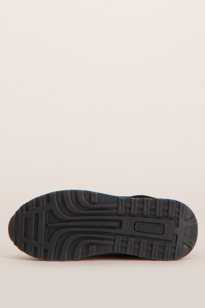 Zwarte sneakerzool van MEXX met groefpatroon.