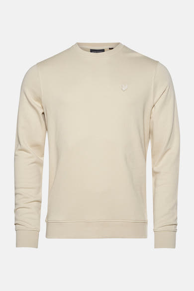 Ecru sweatshirt van LYLE & SCOTT, met discreet geborduurd logo op de borst, fijne gebreide textuur.