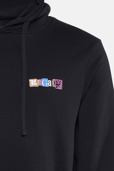 Sweat à capuche noir par Lyle & Scott, orné d'un logo « Legacy » multicolore découpé, avec cordon de serrage.
