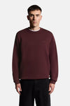 Bordeaux Lyle & Scott sweatshirt met zichtbare witte ronde hals.