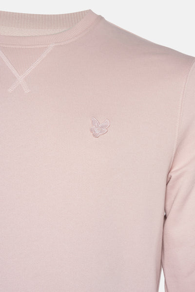 Sweat-shirt à col rond rose pâle de LYLE & SCOTT, avec un logo brodé ton sur ton sur la poitrine.