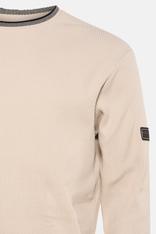 Ecru sweatshirt van Barbour, met wafeltextuur en ronde hals afgezet met contrasterende strepen.
