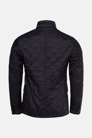 Donkerblauwe regenjas van Barbour, ruitpatroon, achterzicht.