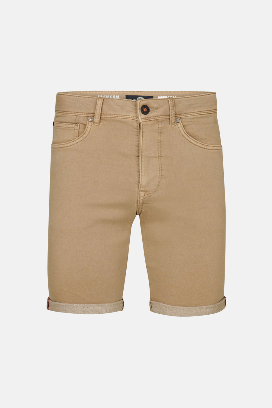 Korte beige short van Petrol Industries, met omgeslagen zomen en zakdetails.