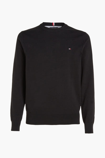 Zwarte ronde hals T-shirt van TOMMY HILFIGER met vlaglogo op de borst.