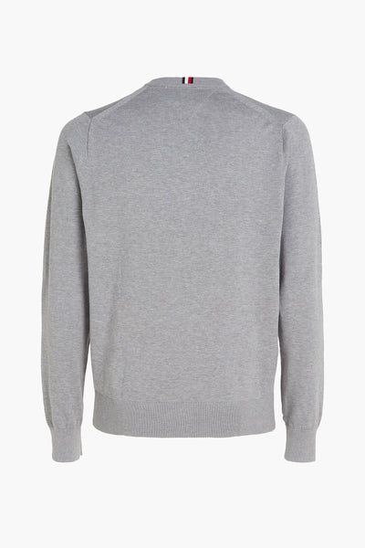 Grijze gebreide trui van Tommy Hilfiger met driekleurige gestreepte detail bij de kraag, achterzijde.