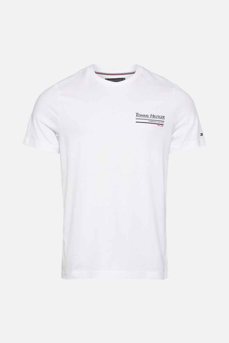 Wit T-shirt met korte mouwen van TOMMY HILFIGER, met zeilbootprint op de rug.