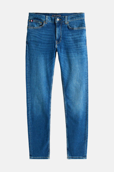 Jean slim en denim bleu moyen de Tommy Hilfiger, coupe droite et détails de poches classiques.
