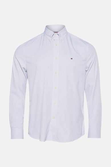 Chemise à manches longues blanche à motif, de TOMMY HILFIGER, avec une fermeture boutonnée et un logo brodé.