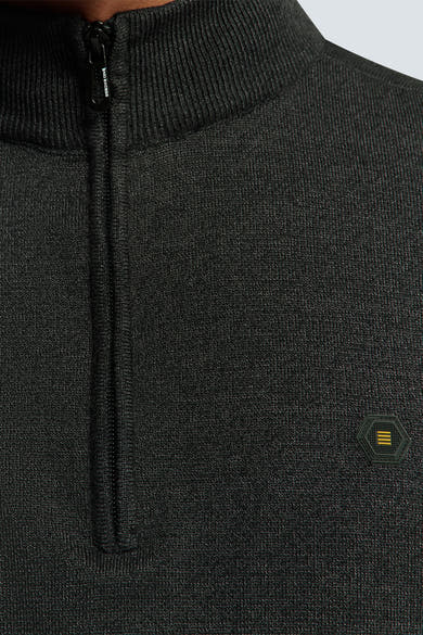 Pull à col roulé gris de No Excess avec fermeture éclair courte et motif à chevrons discret.