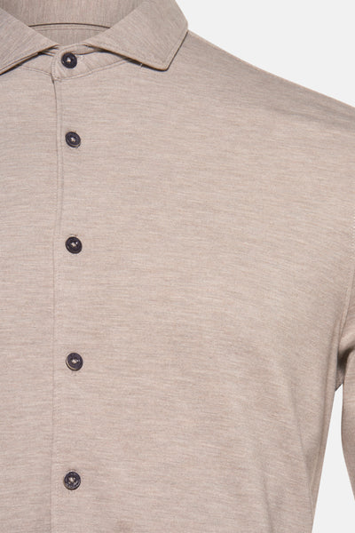 Beige overhemd met lange mouwen van NO EXCESS, met een knoopsluiting aan de voorkant.