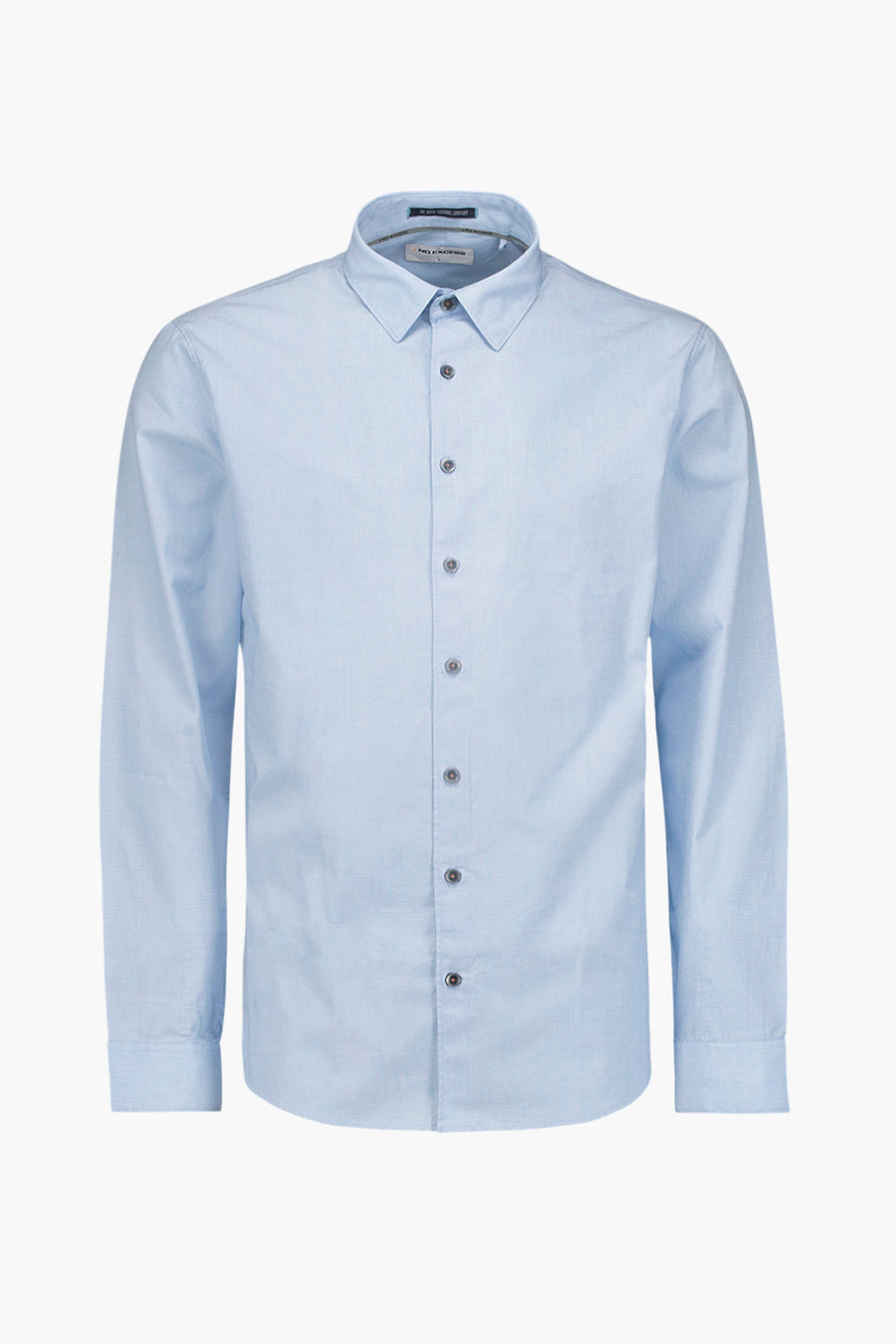 Chemise bleue à manches longues de NO EXCESS, avec boutons foncés.