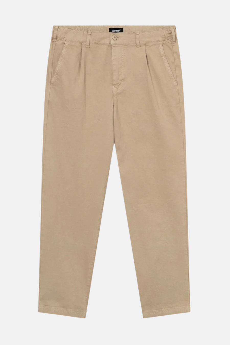 Beige broek van ANTWRP, met een borduursel van de merknaam, zichtbare stikseldetails.