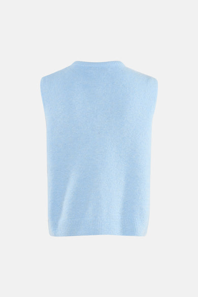 Lichtblauw vest van AMELIE ET AMELIE in pluizige gebreide stof, mouwloos.