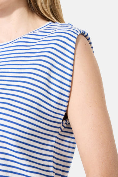 Top sans manches multicolore de GARCIA, à rayures bleues et blanches, coupe décontractée.
