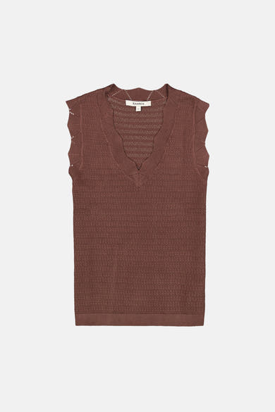 Top sans manches marron de GARCIA, en maille ajourée à motif losanges et bordure ondulée.