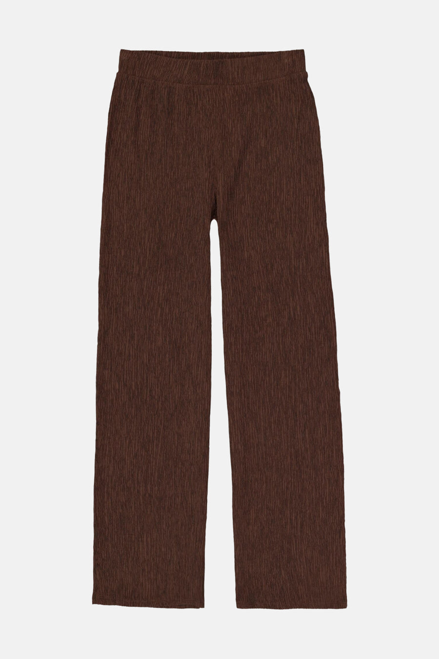 Pantalon brun froncé de GARCIA, avec une texture plissée sur toute la surface.