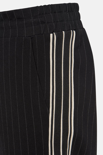 Zwarte joggingbroek met witte strepen van Le Temps des Cerises met gestreepte zijstreep.